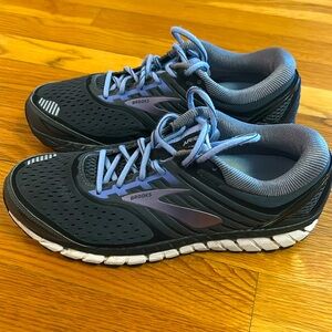 Brooks Ariel 18 Running Shoes Size 11